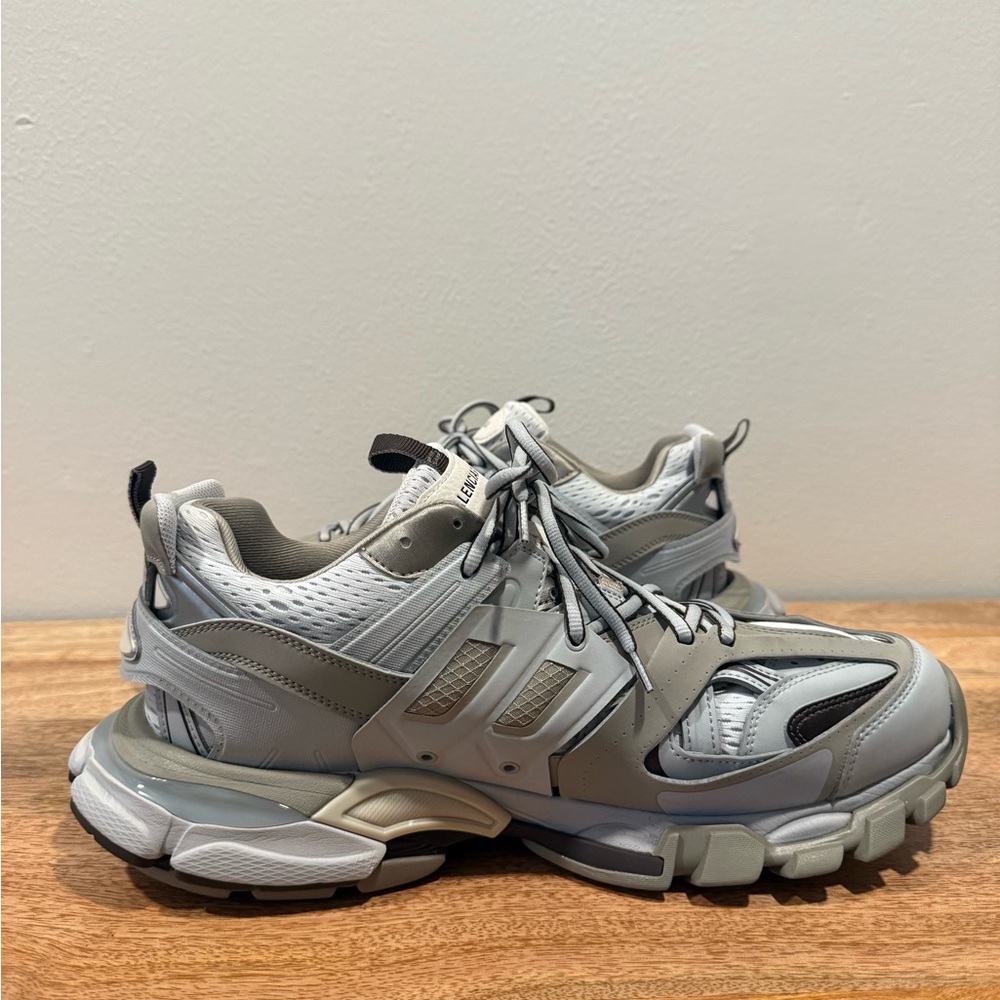 Balenciaga Light Gray and Dark Gray Sneakers - Picture 7 of 9